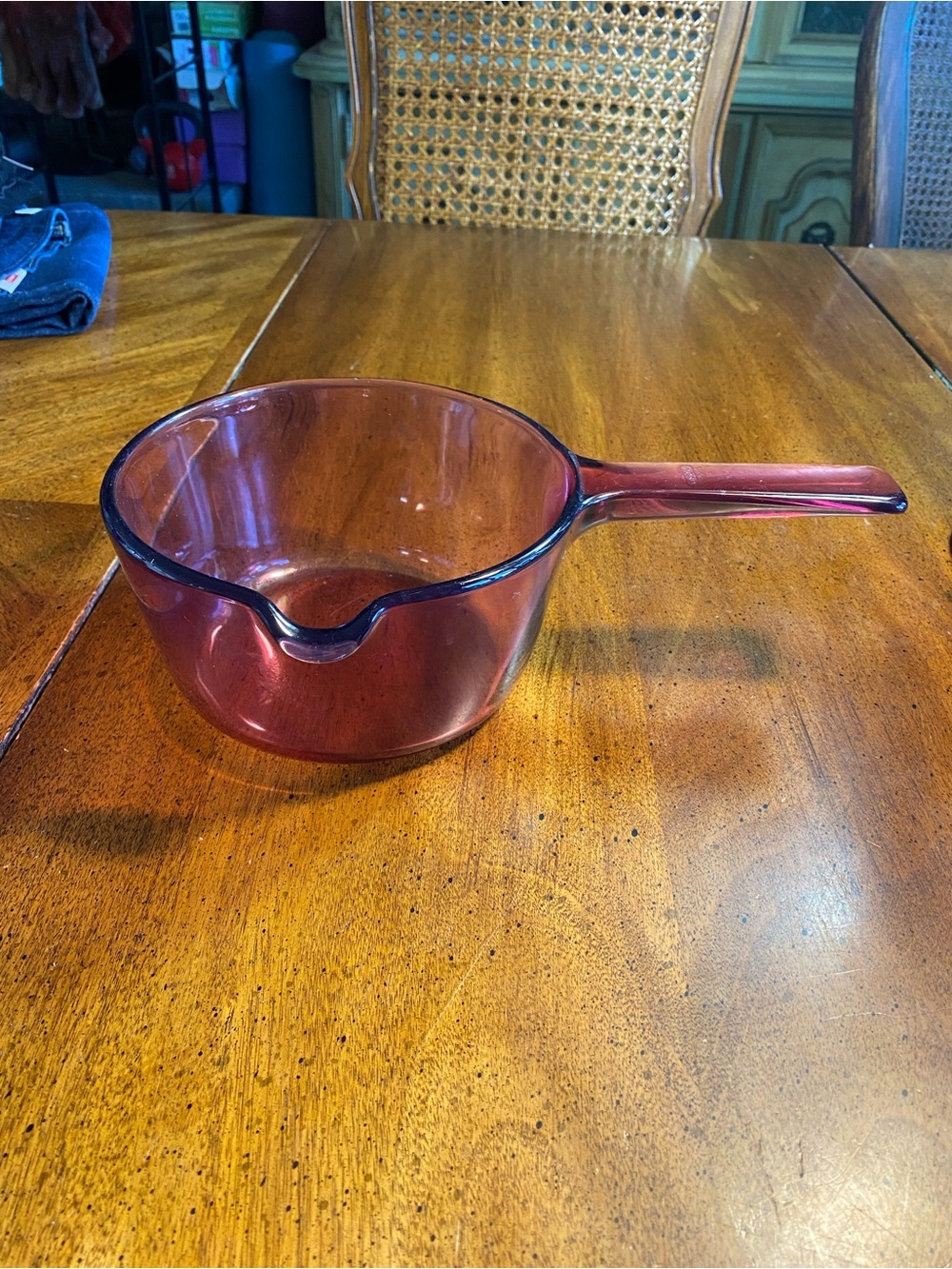 Corningware Cranberry Glass Saucepan with Pour Spout 1 liter